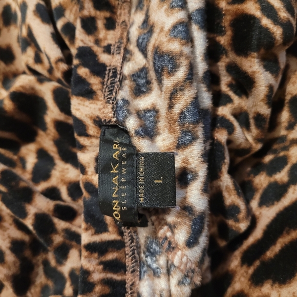 Donna Karan pajama set velour leopard print Size Large - Picture 10 of 13